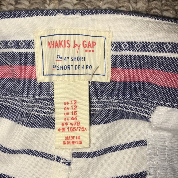 Khakis by Gap 4” Short Blue/white/red stripe 12 - Picture 3 of 4